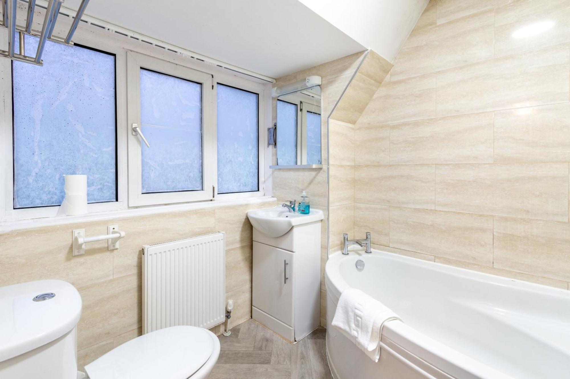 London Gatwick Inn Bagian luar foto